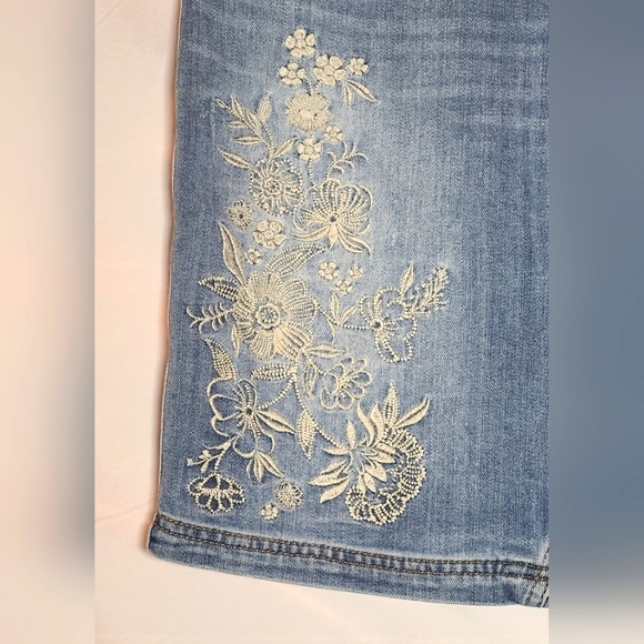 Democracy Womens's Denim Embroidered Pencil Skirt Floral Size 16 Vintage Y2K - Picture 3 of 7